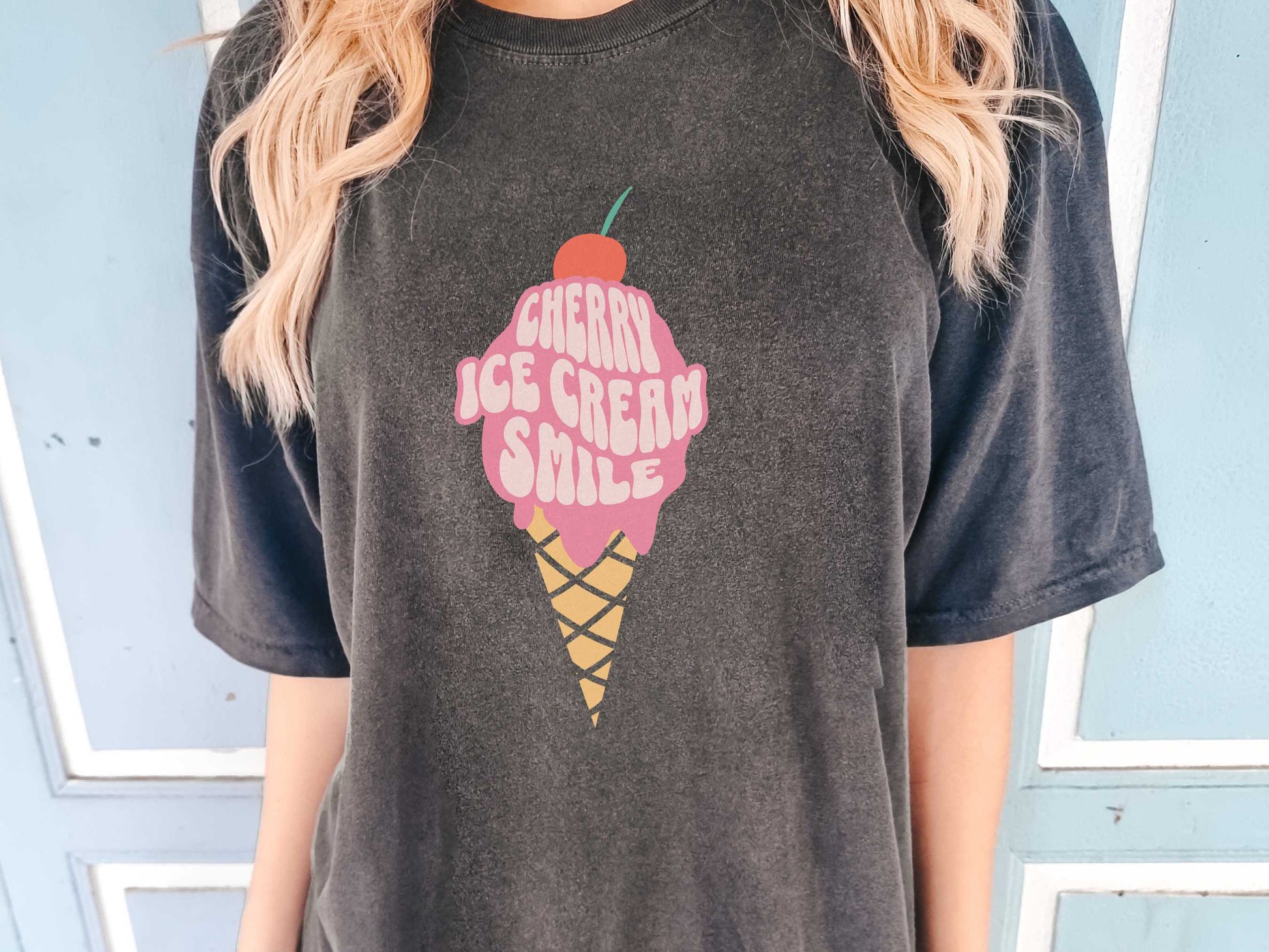 Duran Duran Rio "Cherry Ice Cream Smile" T-Shirt in Pepper