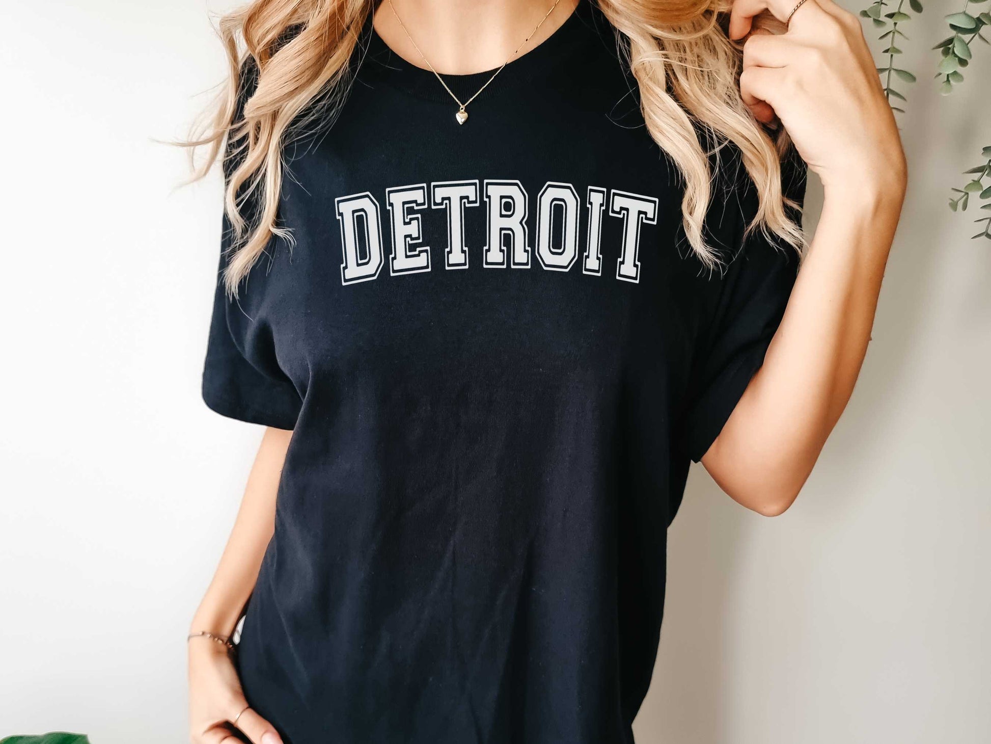 Vintage Detroit T-Shirt in Black