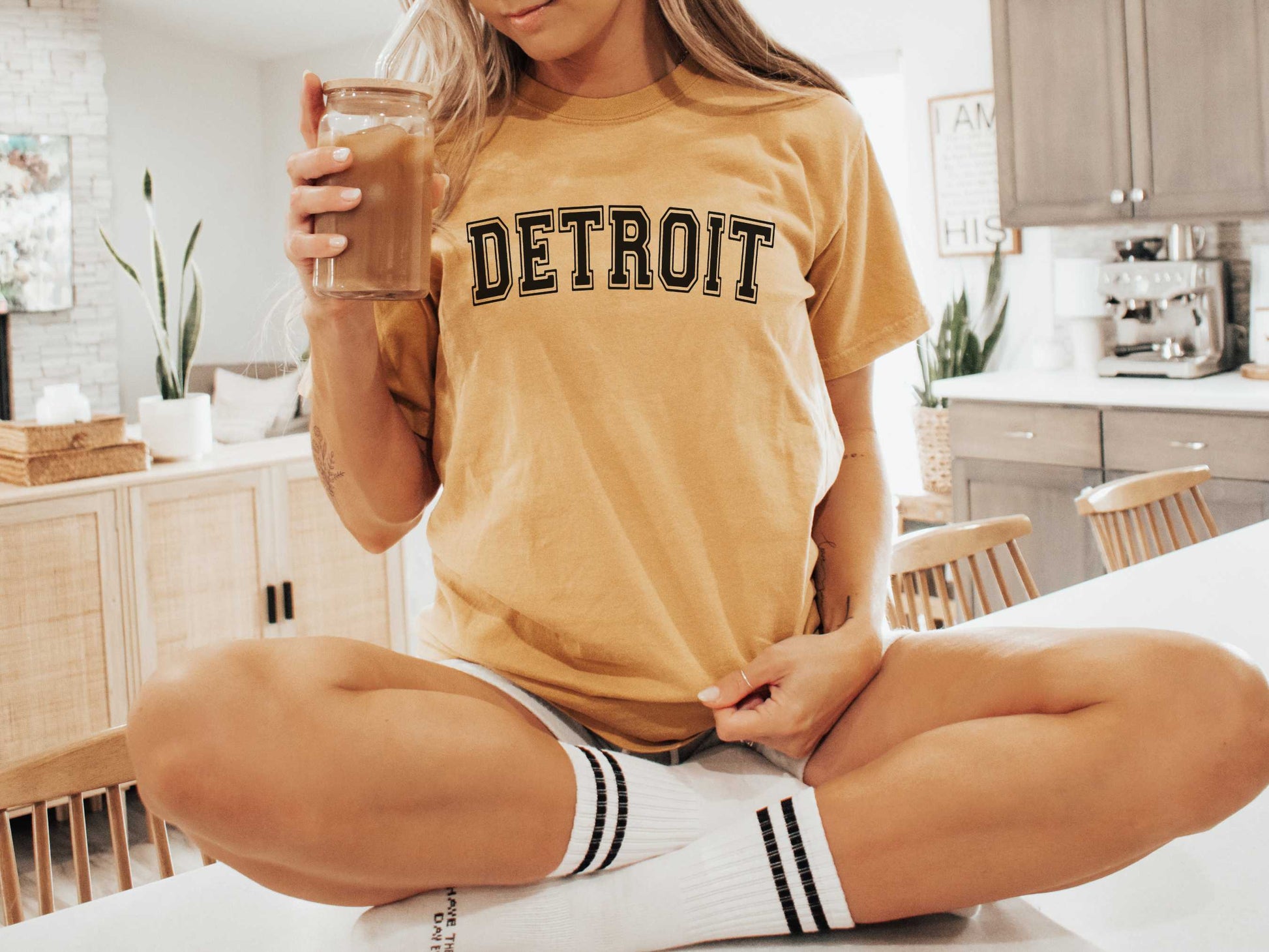 Vintage Detroit T-Shirt in Mustard