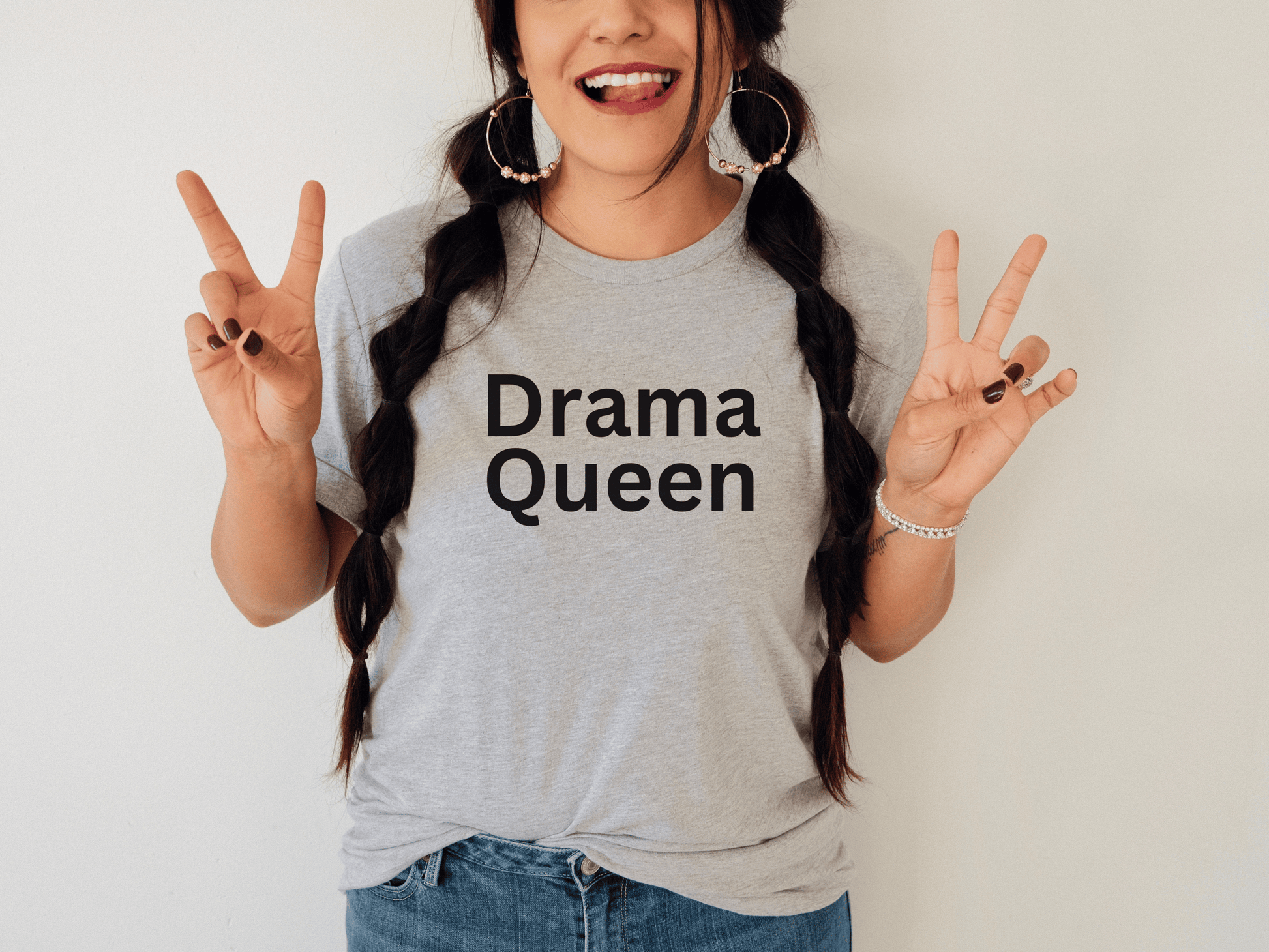 Drama Queen T-Shirt in Athletic Heather