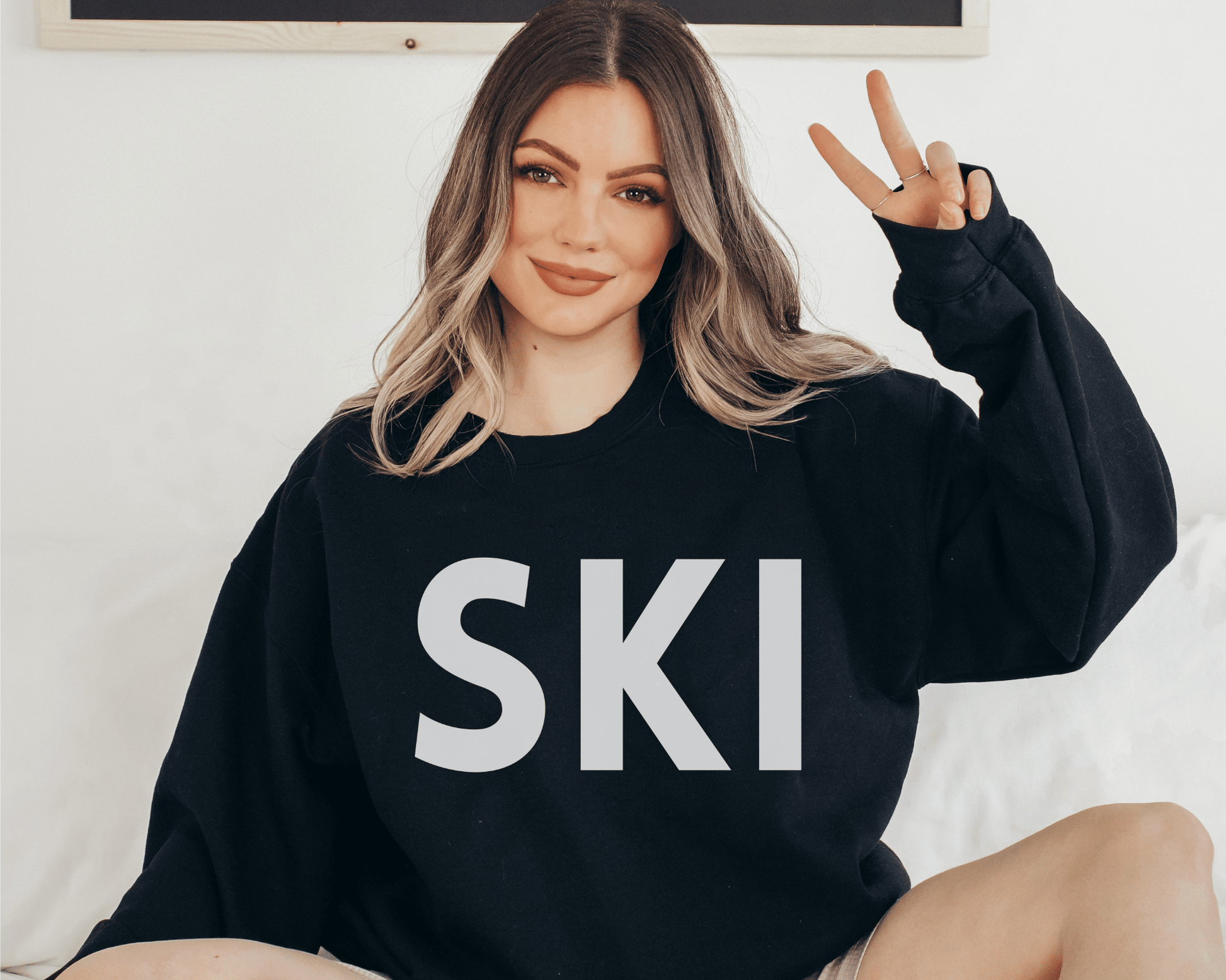 Ski Sweatshirt in Black