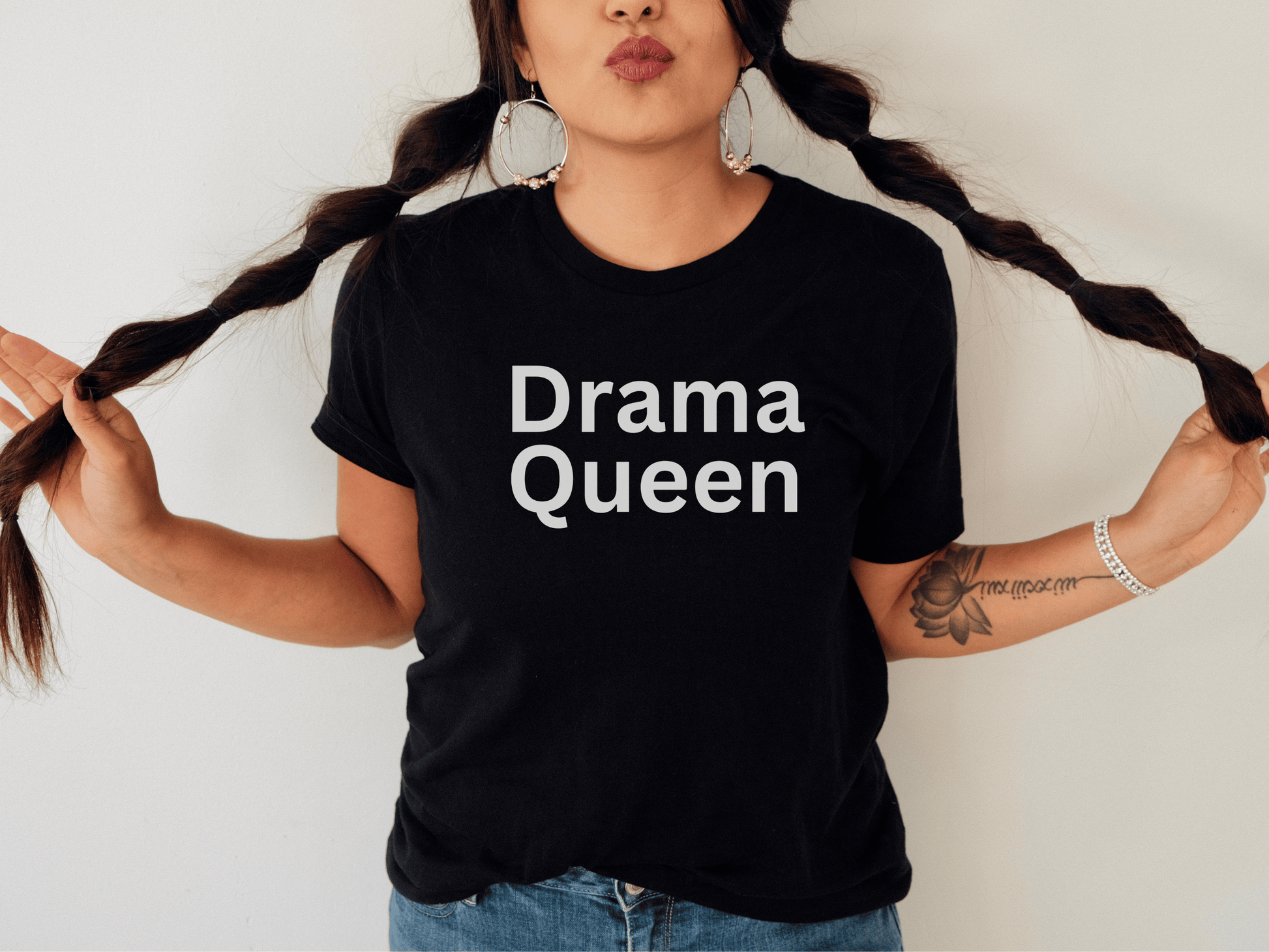 Drama Queen T-Shirt in Black