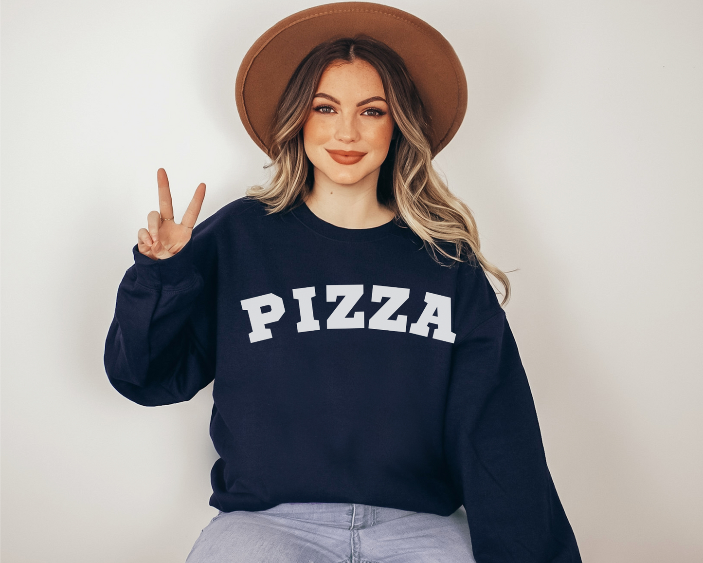 Pizza Sweatshirt in Navy