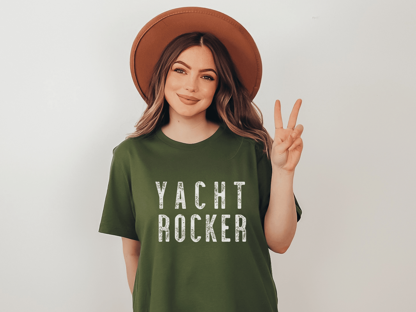 Yacht Rocker T-Shirt in Olive