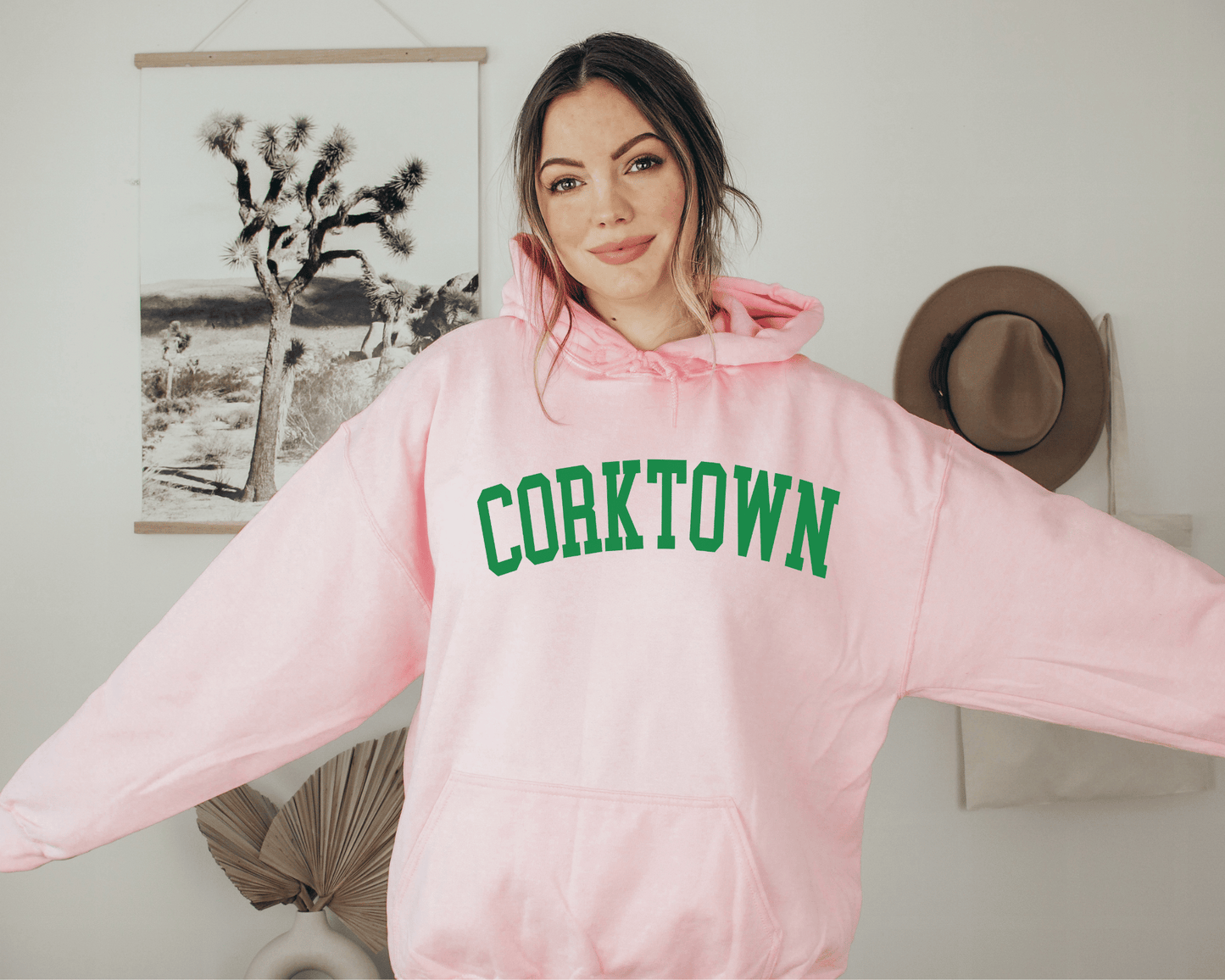 Corktown Hoodie in Pink
