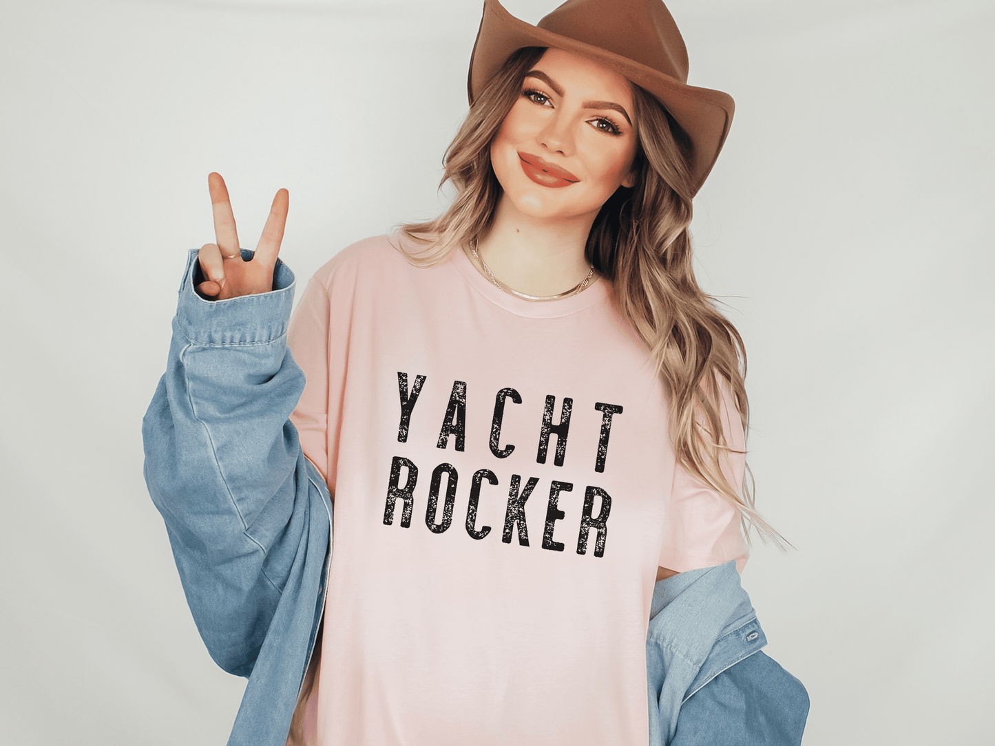 Yacht Rocker T-Shirt in Pink