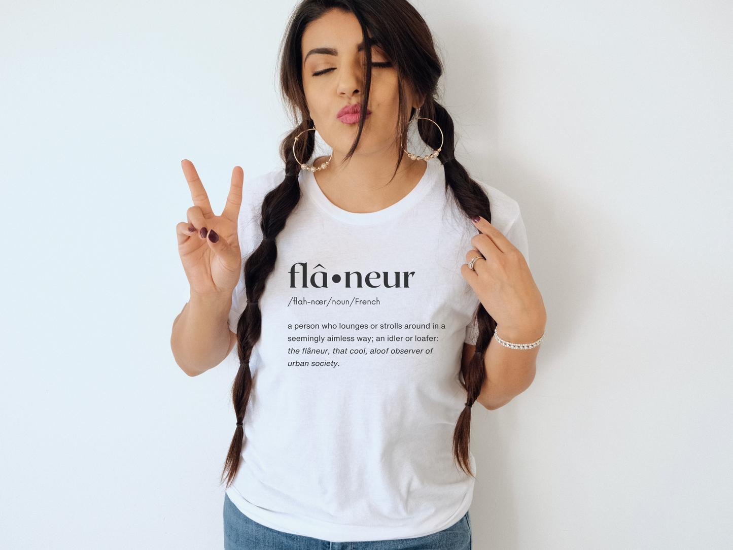 Flâneur "Wanderer" French Word T-Shirt in White