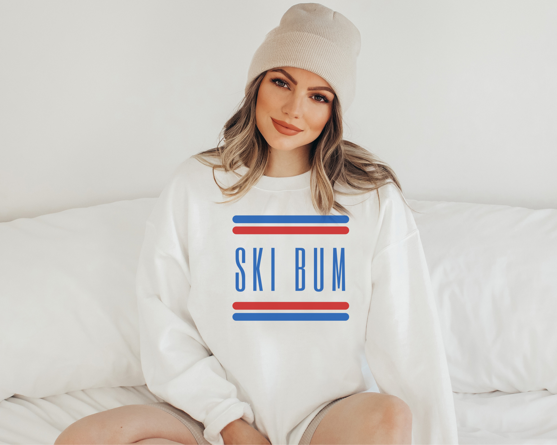 Retro Ski Bum Sweatshirt in White
