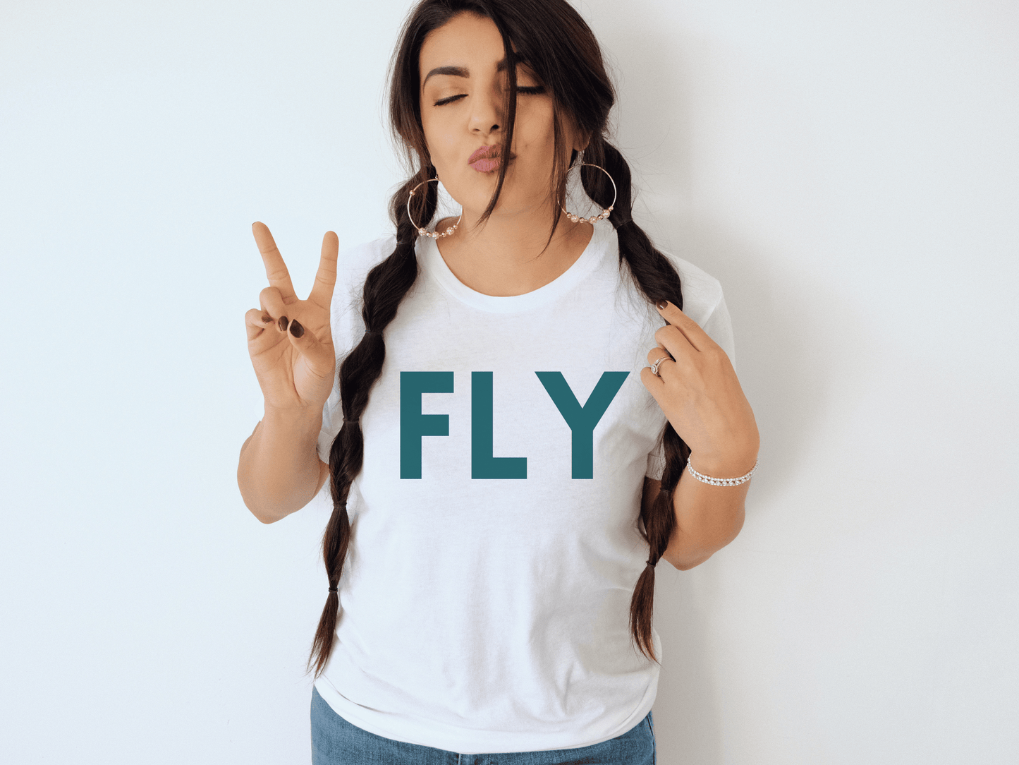 Fly Eagles T-Shirt in White